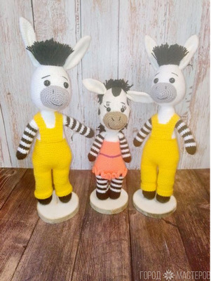 Вязаные зебры мальчик и девочка - 3