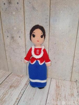 Вязаная девочка казачка 30 см - 2
