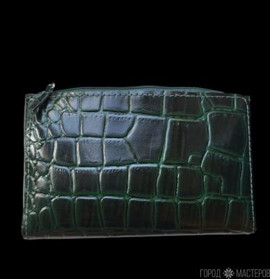 Косметичка зеленая лаковая из настоящей кожи - 3