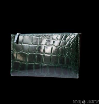 Косметичка зеленая лаковая из настоящей кожи - 4