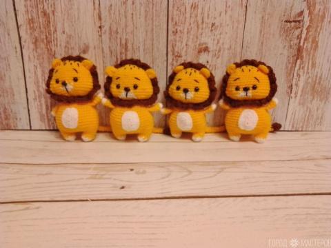 Вязаные брелочки львята10-13 см.Ручная работа - 3