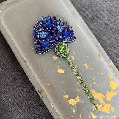 Брошь василек - 2