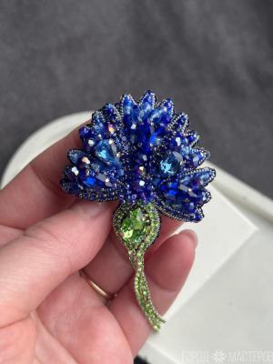 Брошь василек - 3