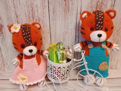 Тигренок-девочка 23 см. - 2