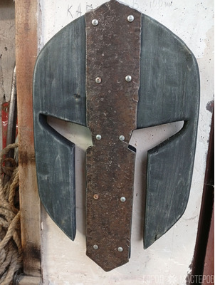 Маска рыцарь лофт интерьер - 3