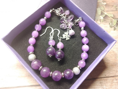 ШИКАРНЫЙ БРАСЛЕТ ИЗ АМЕТИСТА И СИРЕНЕВОГО АГАТА - 3