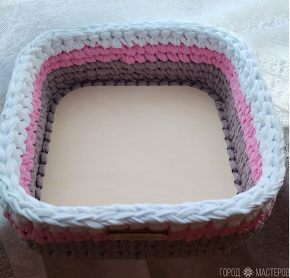 Вязаная корзина - 2