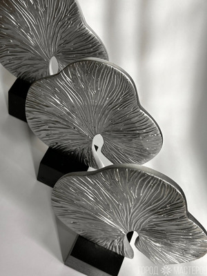 Декоративная статуэтка “Aura” - 3