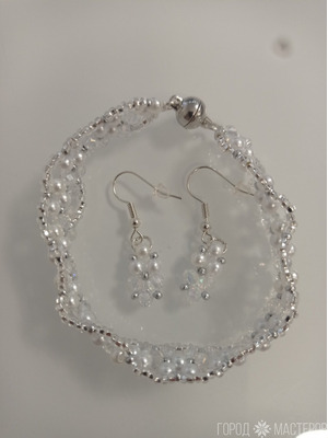Комплект: браслет и серьги