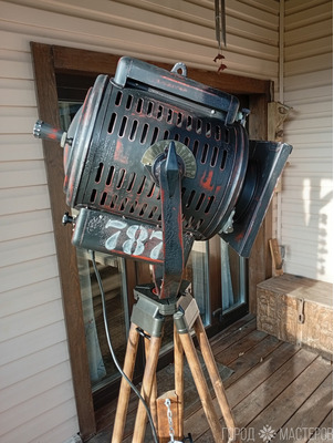 Прожектор светильник лофт на штативе треноге - 5