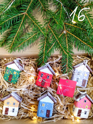 Новогодний декор - домики на елку - 2