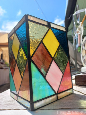 Светильник "Геометрия" из витражного стекла выполнен в технике Тиффани - 3