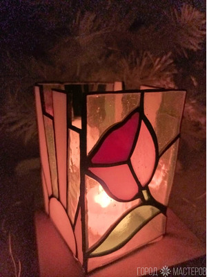 Светильник-ночник "Дюймовочка" из витражного стекла выполнен в технике Тиффани - 8