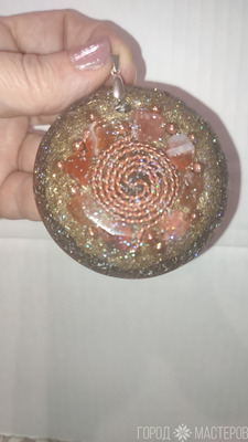 кулон - оргонит с натуральными камнями из  эпоксидной смолы - 4