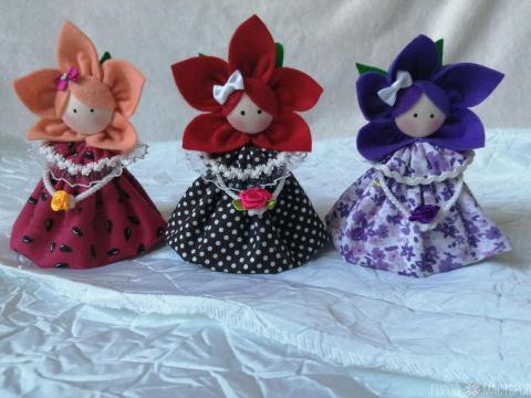 Интерьерные куколки-цветочки из фетра ручной работы. - 4