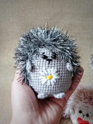 Ёжик, вязаная игрушка - 4