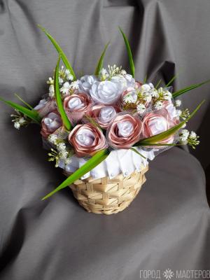 Букет из атласных роз - 2